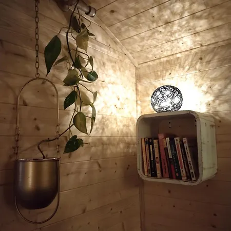 La Roulotte D'elfes Οργανωμένο κάμπινγκ