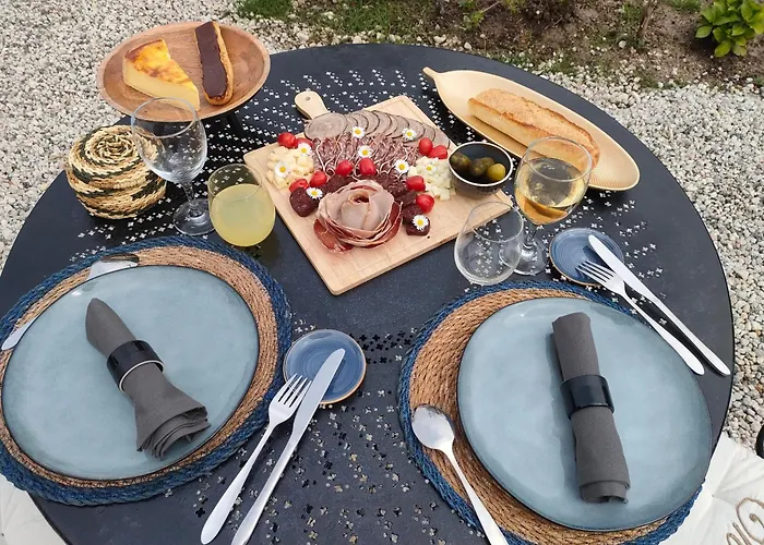 La Roulotte D'elfes Thénac